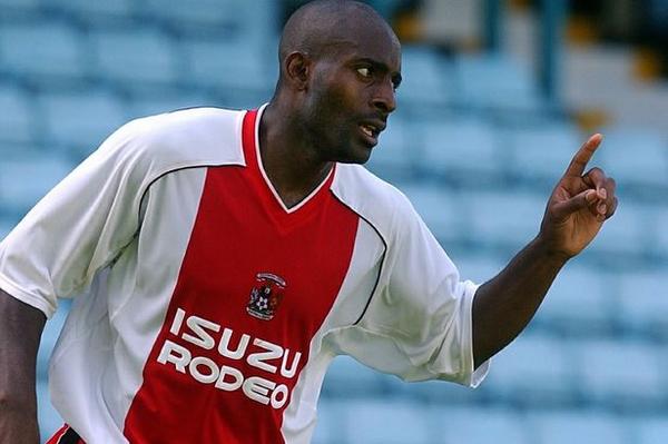 CovCityLive's tweet photo. Former #SkyBlues striker @Dele_Adebola: I do not have Ebola http://t.co/Ml72BI5E6X http://t.co/0HL4cSYWn4