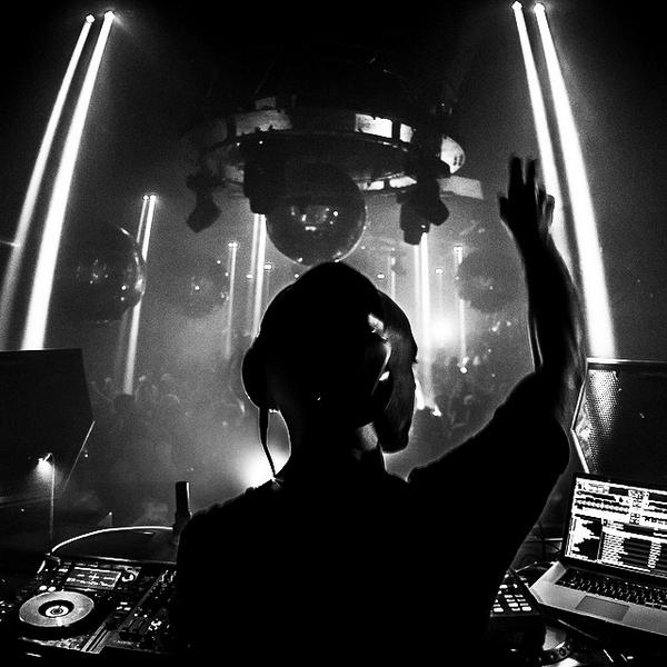RISE__NY's tweet photo. #TGIF and that can only mean one thing, @djrogersanchez is taking over @SpaceIbizaNY will you be joining us? http://t.co/ADs05fERn9