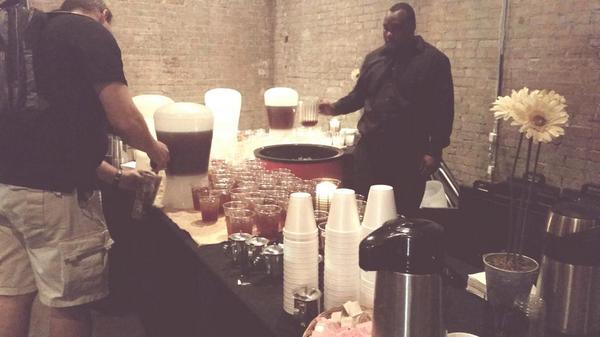 AubreyChipman's tweet image. #dallastechfest refreshments are very classy. They even have metal containers with real cream for your coffee! &amp;lt;3