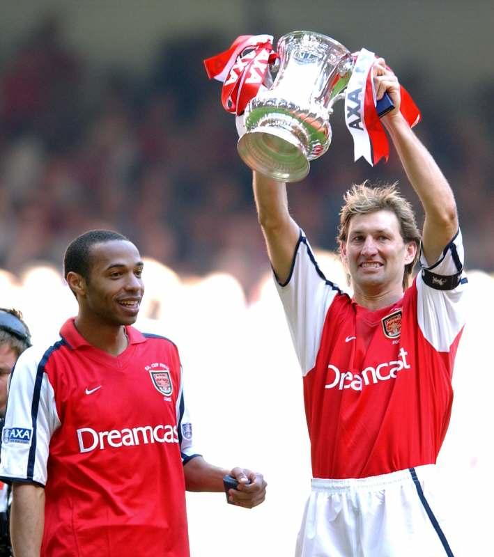 . Live Blog features Tony Adams 10 finest quotes. Happy 48th birthday, Mr.Arsenal.  