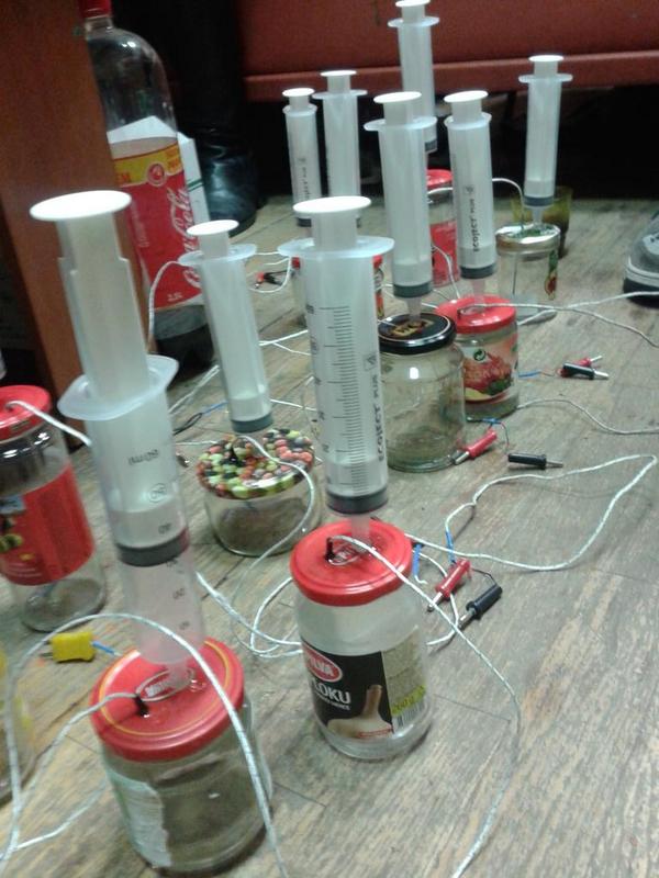 Rīt 10-os Zeļļu 8! Nāc! "<a href="/Valdis_Z/">Valdis Zuters 🇺🇦</a>: Vai ku patīkama sajūta piedalīties <a href="/JFSkola/">Jauno Fiziķu skola</a> praktiskās daļas bāzes izstrādē! "