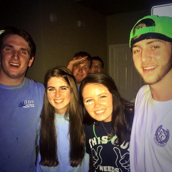 dayadair's tweet image. xl tshirts: the perfect day to night transition 😅 @emmapruitt95 @elizabethlaneg #kappakarnival