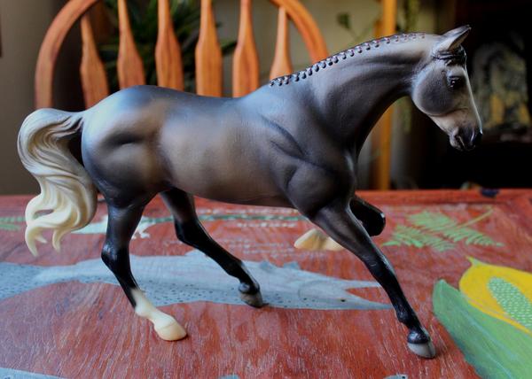 Something a little different in my shop--vintage/SR Breyer model horses! All available at etsy.com/shop/thegreenw…