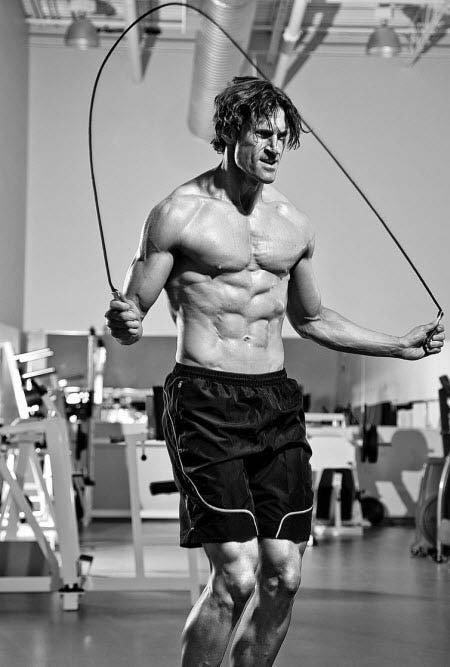 Eğer alt ekstremitenin kemik yoğunluğunu artırmak istiyorsanız kendinize yapacağınız en iyi şey ip atlamaktır.