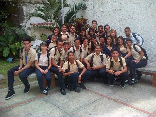 danielwil_'s tweet photo. 5to "A"... PROMO XI <3.. http://t.co/RDee7vZyIE