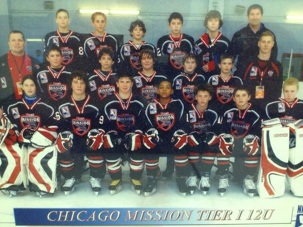 <a href="/Buccigross/">BucciOT.Com</a> Old teammates tonight ND <a href="/Thomasdipauli/">Thomas Di Pauli</a> <a href="/Hinostroza12/">Vinnie Hinostroza</a> Wade vs RPI @Jimmy_DeVito #cawlidgehawkey