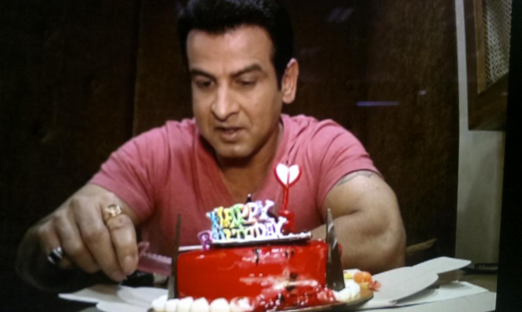 Happy bday ronit Roy sir .wishing happiness.blessing peace n lots of love for u . 