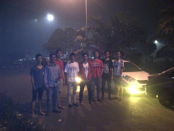 walaupun ada razia ttep merapat cuyyy #dragnightjakbar .