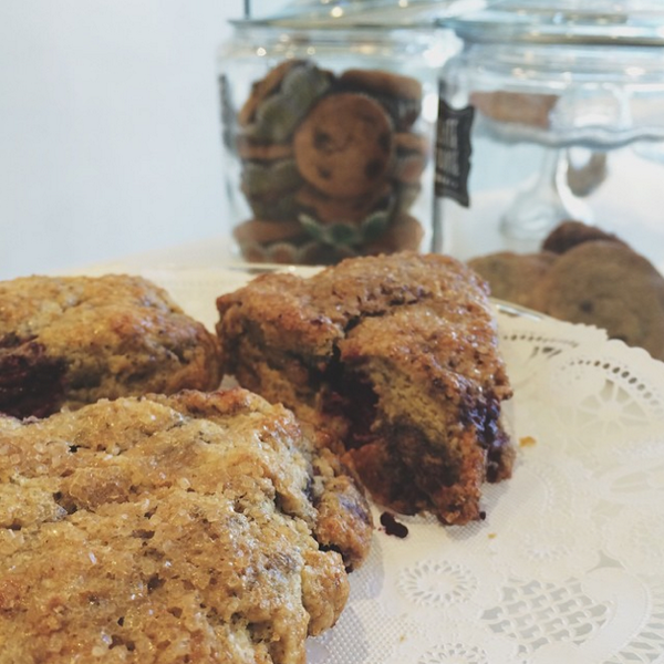 MerelySweets's tweet photo. A little bit obsessed with the JazBerry scones! Come in &amp; try these blackberry scones infused with jasmine green tea! http://t.co/kbKZneHLep