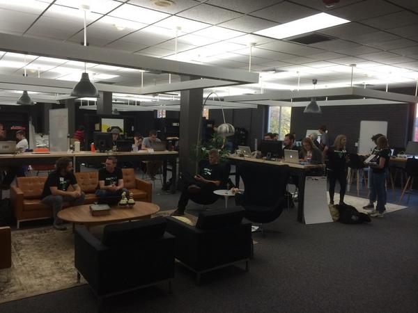 802todd's tweet image. Live from #HackVT '14!