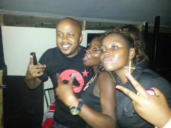 wameyokw's tweet photo. @cremedj @JatugoStereo @BuccaneersClub Yawa karibu! @MozDeejay getting hot &amp; hotter every sec @mosethedj @mmmakau http://t.co/xYa7yqL44m