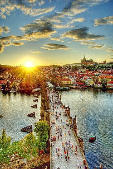 _Paisajes_'s tweet photo. Increible fotografia!! Praga, República Checa. http://t.co/aAqeOBFDU1