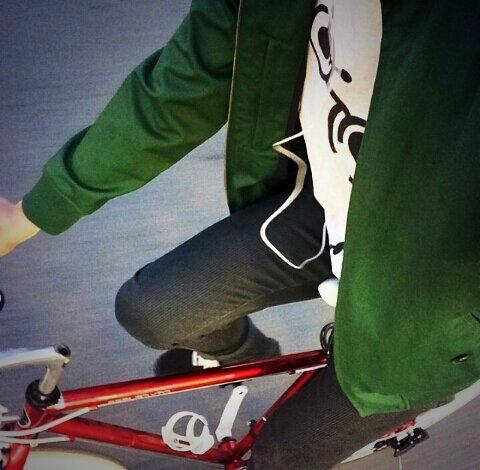 SawallandraMh's tweet photo. Selamat pagi 🌏🌏🌏 jogging yuk .. http://t.co/M55X7S5hQZ