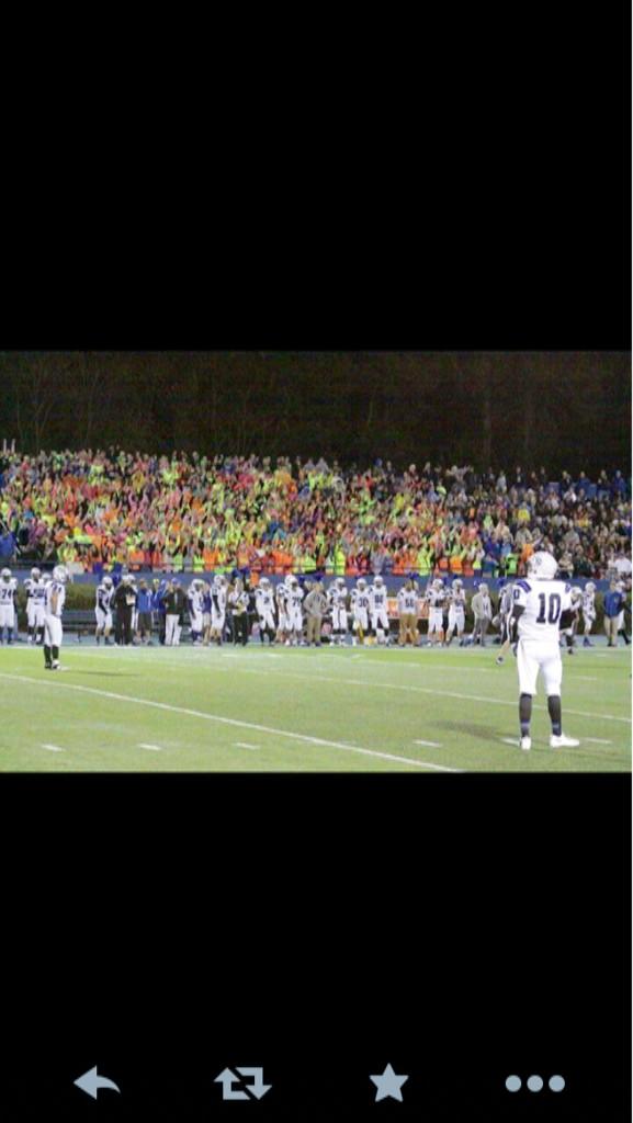Sarah_Mortonn's tweet photo. β@studentsgoals: who thinks the have #thebeststudentsection ???β The Lake http://t.co/y1JAtFI6TS