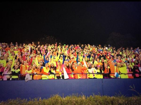 Sarah_Mortonn's tweet photo. β@studentsgoals: who thinks the have #thebeststudentsection ???β The Lake http://t.co/y1JAtFI6TS