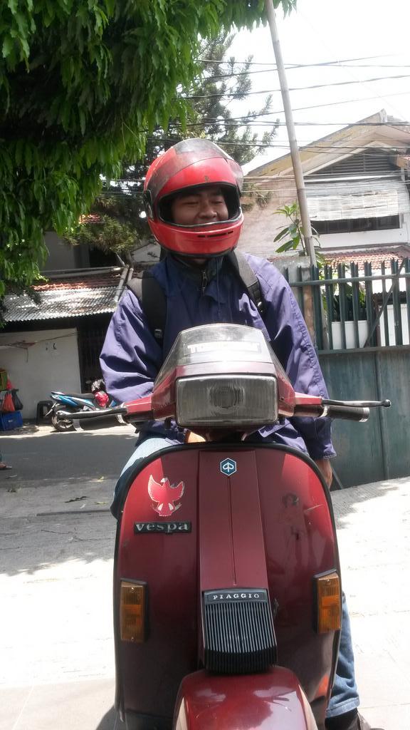 alfiansptra's tweet photo. Mau balapan bro? @buhennn http://t.co/gR7WhSCMQZ