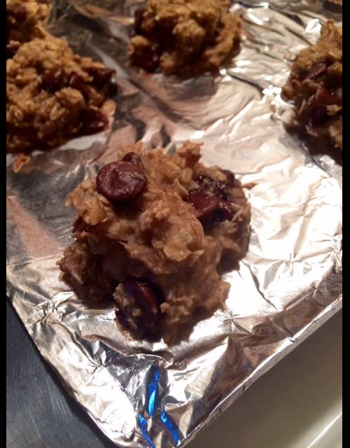 MClaireC13's tweet photo. New blog post! Healthy Banana Oat Cookies http://t.co/YvClrHFptj #cookies #baking #blog #blogger #recipe #chefmarie http://t.co/oRr99cgdkZ