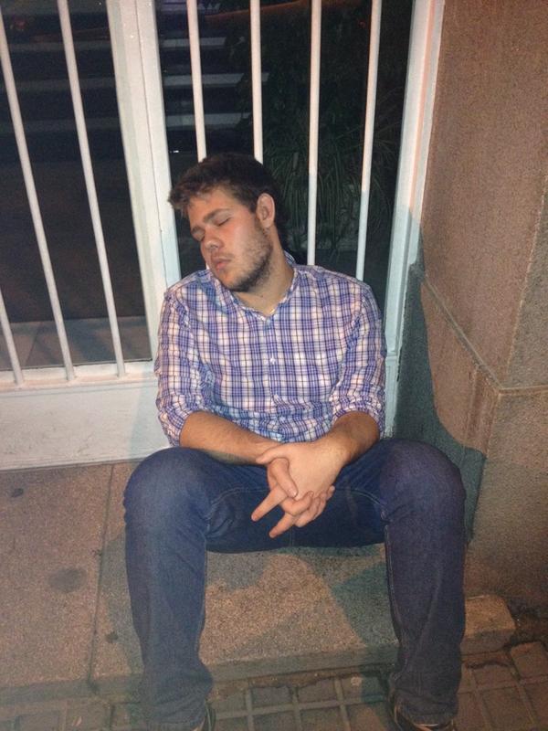 arpemar's tweet photo. Y si le dejo aquí ? ;) @santilr95 @JorgePindado @JuannnAlonso @ponotiosea @810Sarita @CristinaMarttin http://t.co/WwZIMIXP9o