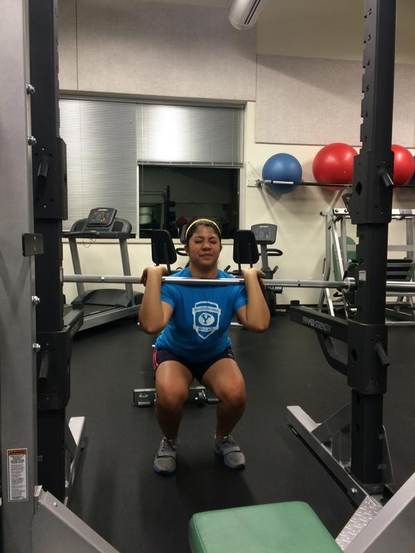 marydblanchard's tweet image. on that friday night grind. #tooltweet #squats 😝