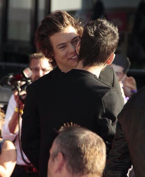 harrytk17's tweet photo. k http://t.co/JxVtuw1qM3