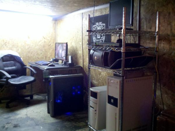 Yo_Daniel_Lobo's tweet image. Ya casi queda todo listo. #hackingtheplanet