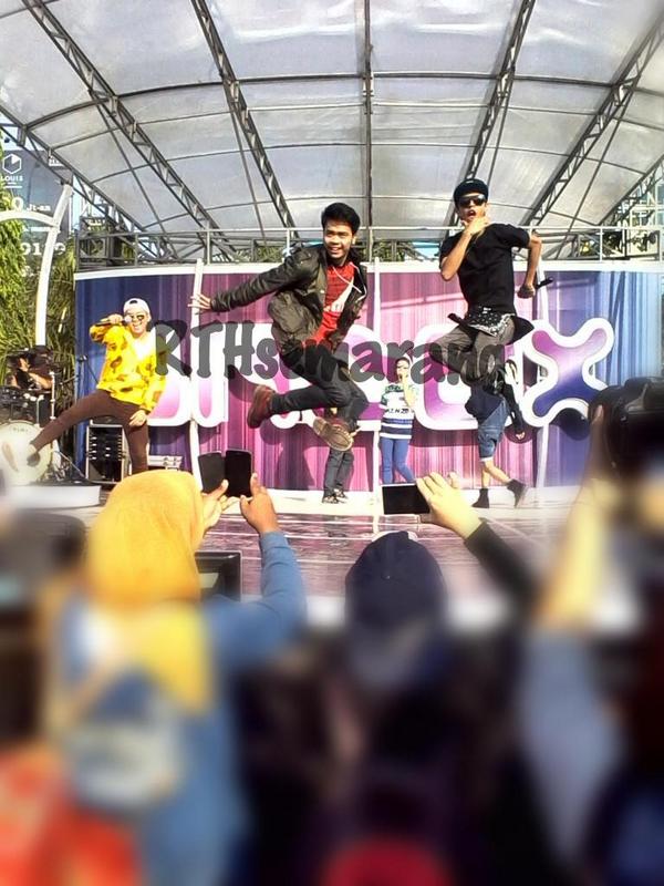 akulucu____'s tweet photo. "@RTHsemarang: Terbang tinggi Melintas mimpi fantasi!!! @rafaell_16 @MrIlhm @bismakarisma #Potretcoco #smash http://t.co/CKQ2SgcPrN"