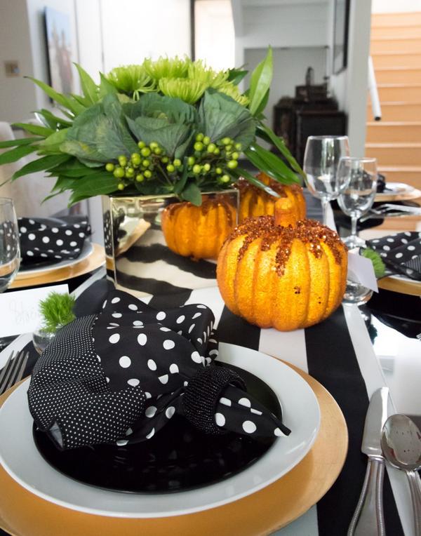 Staciasas's tweet photo. Do you have beaded pumpkins for your table? #sparkleanddine #halloween #pumpkins http://t.co/0v1pSNjSut