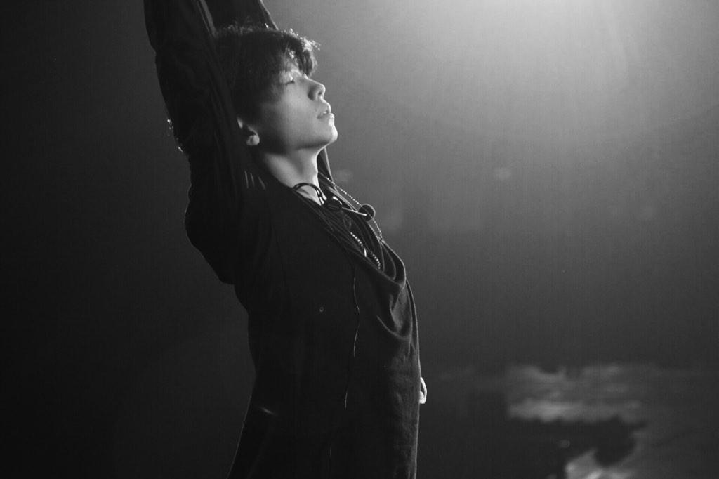 Bzp0zWuCMAAsIBH.jpg:large