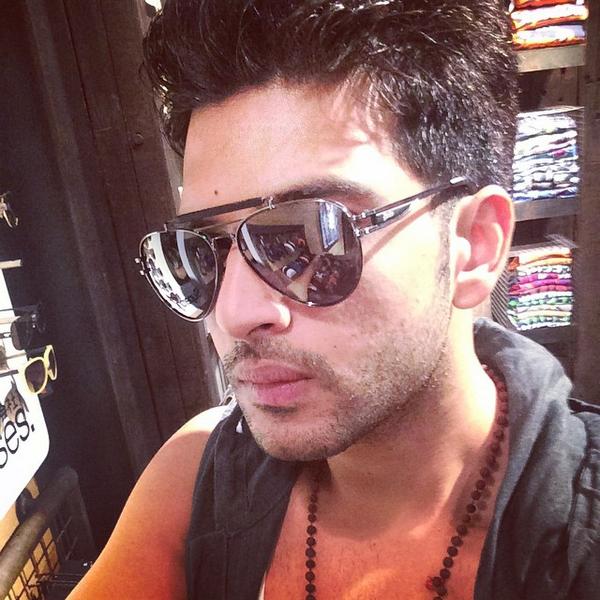 Embedded image permalink