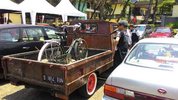 IndKijangClub's tweet image. Yg tua semakin jadi! #VIVAIKC @IKC_Sukabumi: Berkarat membawa berkah ! http://t.co/ATVbTWpTAe"