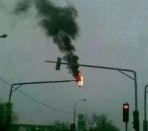 İnci Sözlük tweet media