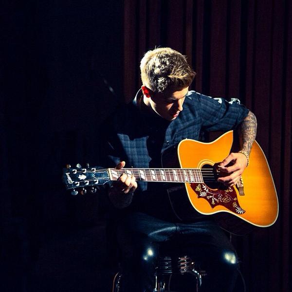 BieberFrance's tweet photo. Instagram: justinbieber http://t.co/NOB7rU1ryE
