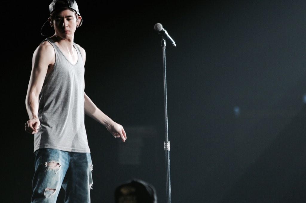 BzpfH1VCYAAoHTj.jpg:large