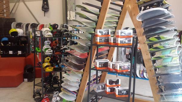 Zo, onze shop is weer klaar voor de #Wintersport.