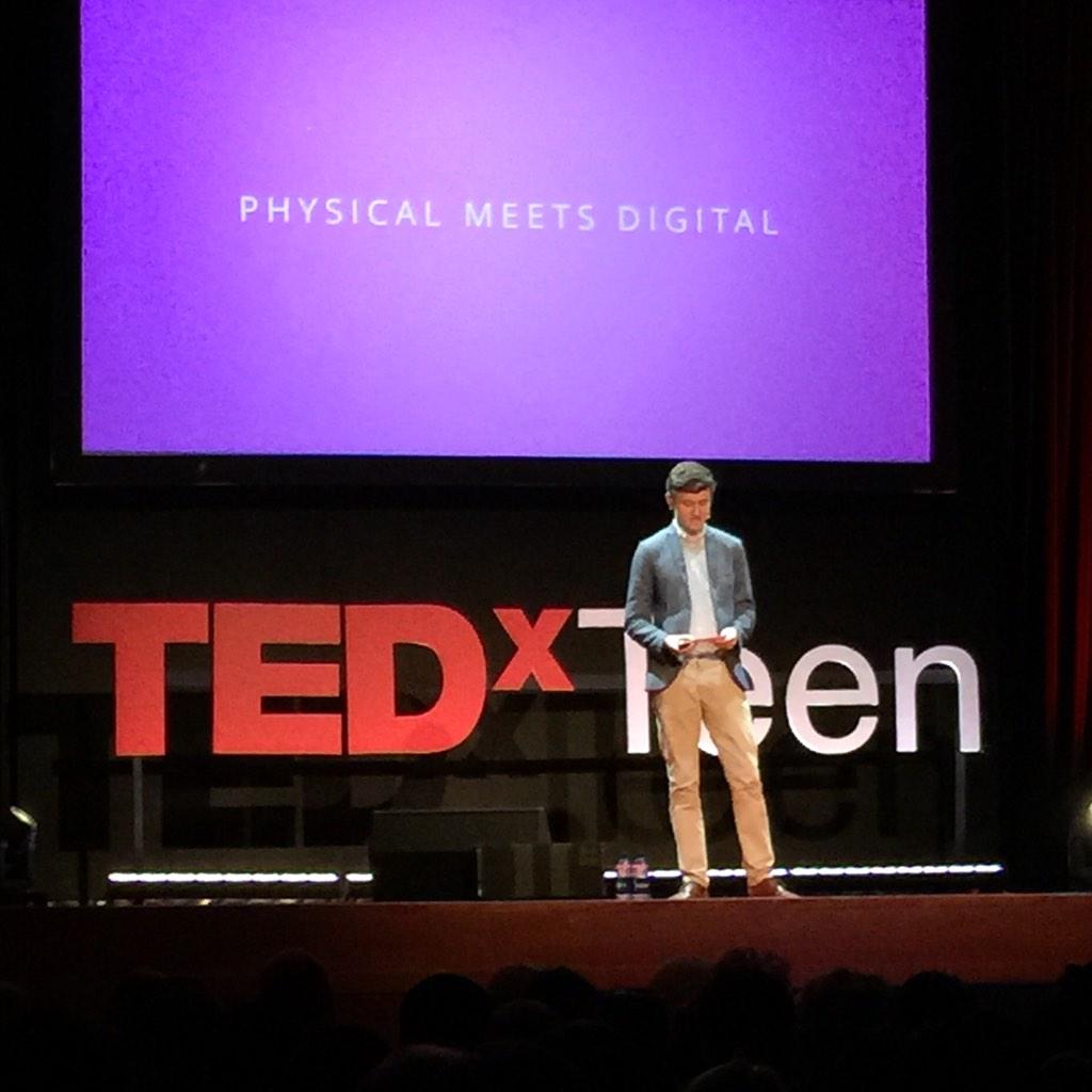 Embedded image permalink