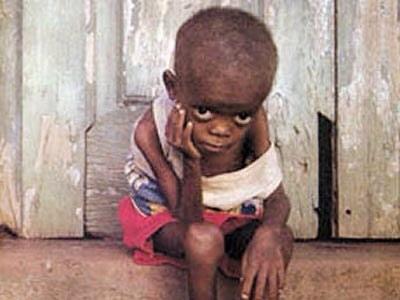 manelmarquez's tweet photo. #Africa Niños muertos en 6 meses:
Neumonía: 298.000
Diarrea: 193.000
Malaria: 288.000
La epidemia es el #Capitalismo! http://t.co/3mXzYgpxqK