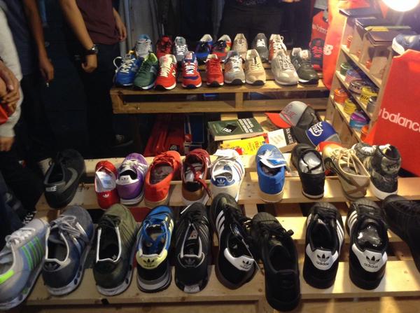 FADINDONESIA's tweet image. be good, be humble, be perfect! #perfectpairs #shoes #LoopKickfest2014 #booth14