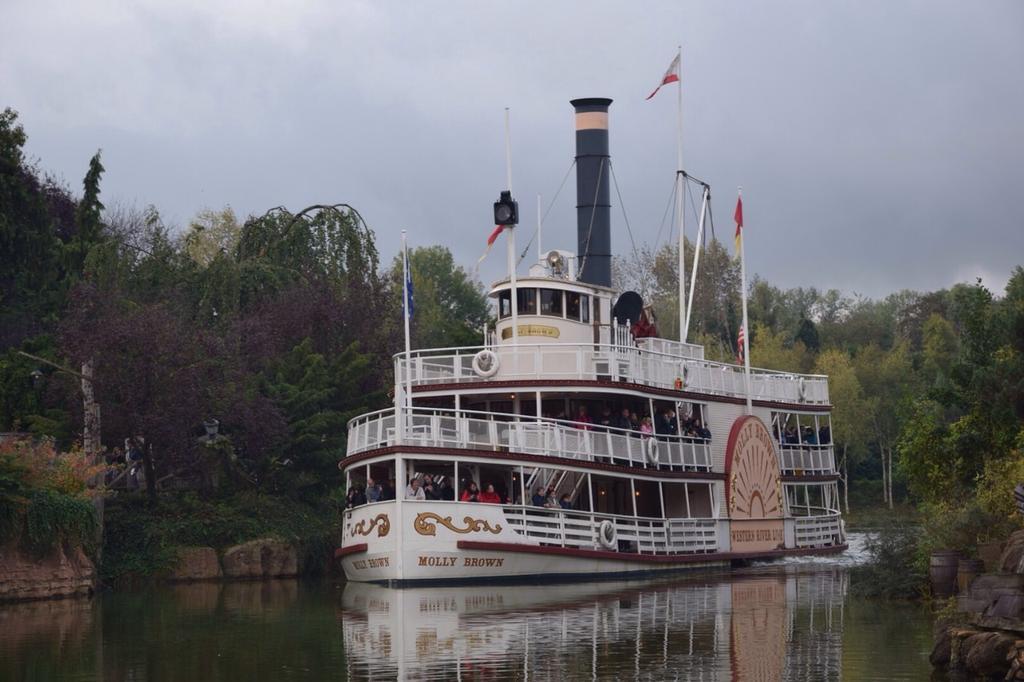 Thunder Mesa Riverboat Landing (Mark Twain & Molly Brown) - Page 29 BzqguAiIIAEN8mJ