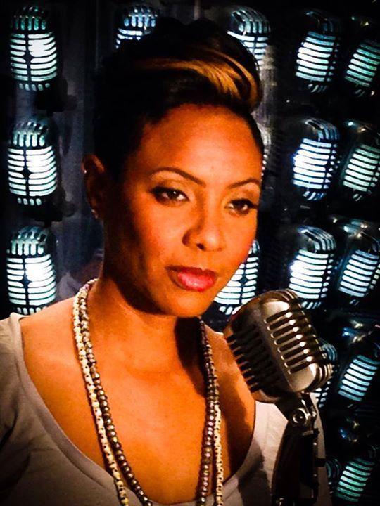 Happy birthday to this amazing young lady, MC Lyte!!  
