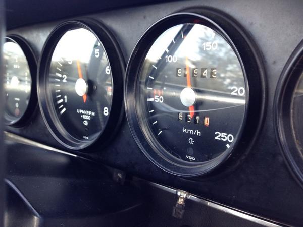 911 2.4e 1973 on route to new home . made people stop wave and smile. happy car!