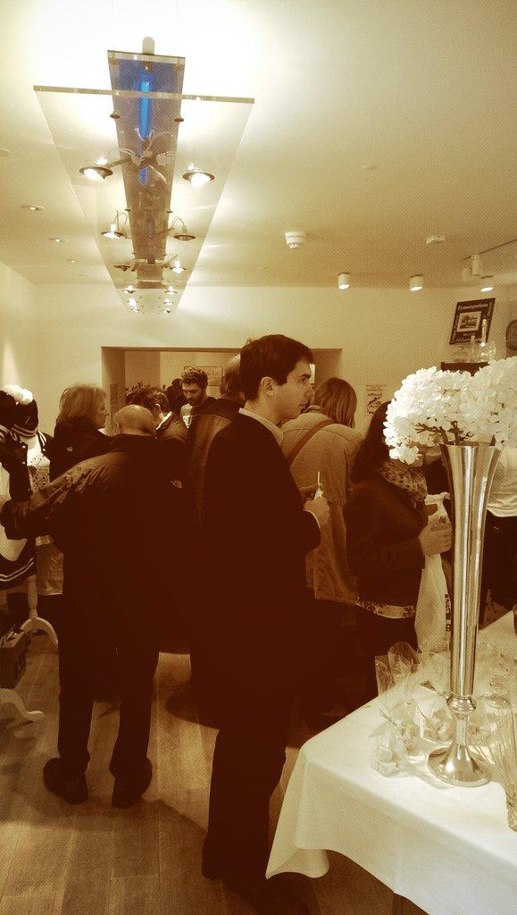 jim_metcalfe's tweet image. They were packing in to @TestTown2014 shops today all day. Amazing support from #residents and visitors. What a town!