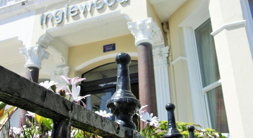 Embedded image permalink