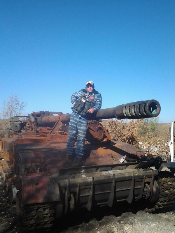 BzrPCKbIgAEVkuY.jpg