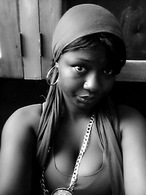 mackatel's tweet image. My first day on campuss..school mood activated.....