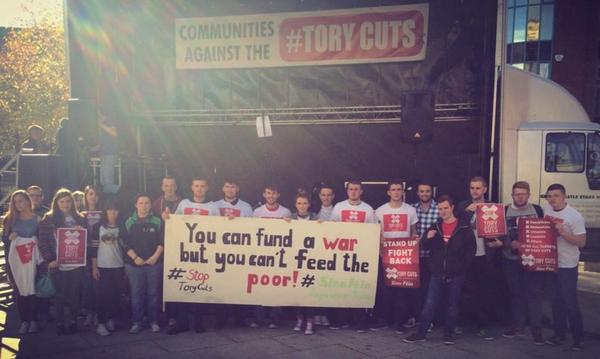 belfastsinnfein's tweet photo. Members of @MFRY_SF showing their strong oppositions to Tory cuts at today's rally. #StopToryCuts #WelfareNotWar http://t.co/E70ohfOHGJ