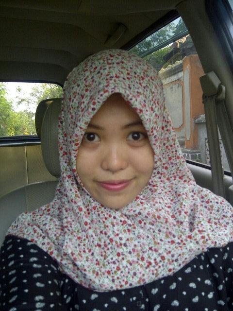 SherlyAditia's tweet photo. Selfie time sambil menunggu #giliran aku kapan. Hihihi http://t.co/LA5YjkRpAb