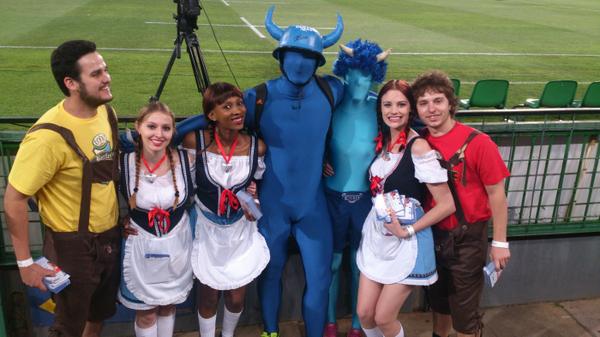 Blue bulls supporters going mad!!!  <a href="/SABierfest/">TOPS at SPAR Bierfest</a> <a href="/BlueBullsRugby/">Official Blue Bulls</a> <a href="/LeighAnnMol/">Leigh-Ann Mol</a> keep tweeting guys!!!