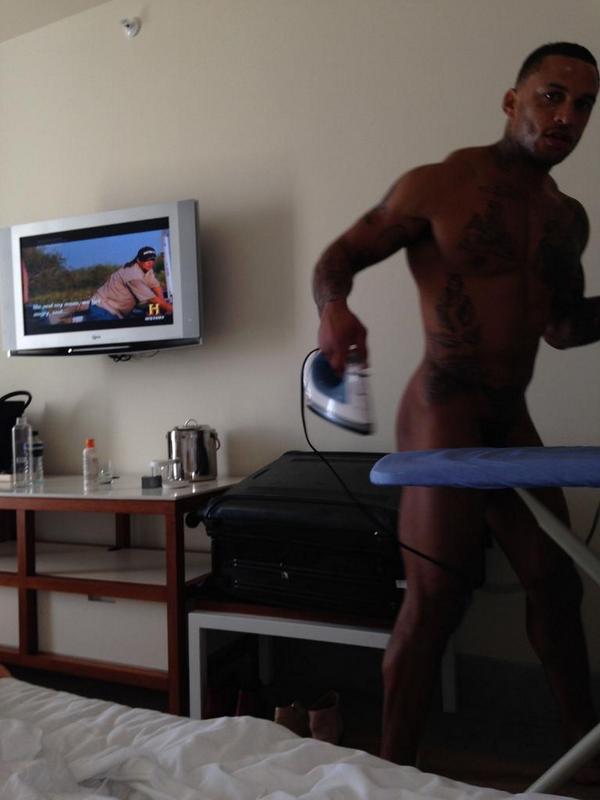 OMG, Leaked nude pics of David Mcintosh!! <a href="/devildawg85/">David Mcintosh</a>  thick and delicious! you should only be naked!
