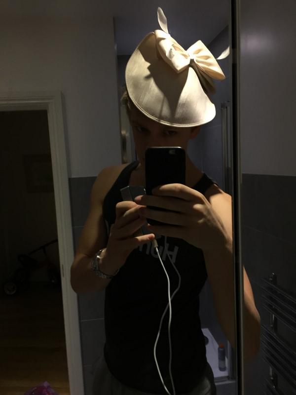 Caspar Lee on Twitter "How cool is my http//t.co/mxy0rlQDeU"