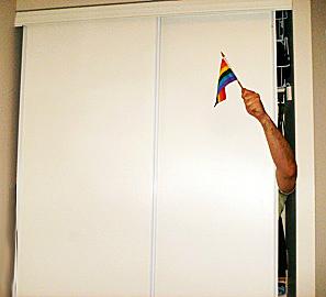 Just4Les's tweet photo. Los armarios son para la ropa, no para las personas. #NationalComingOutDay http://t.co/TMbPdbq7Fh